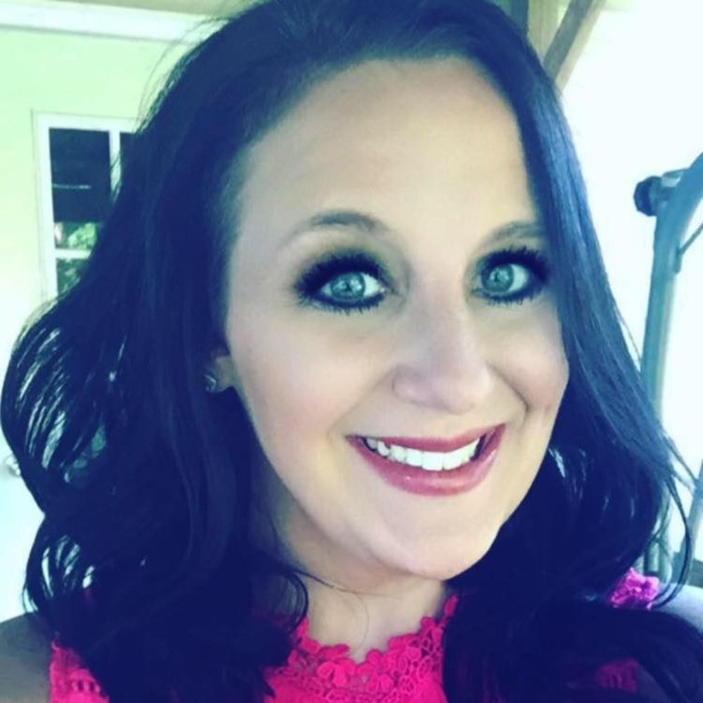 Meet your Posher, Lena